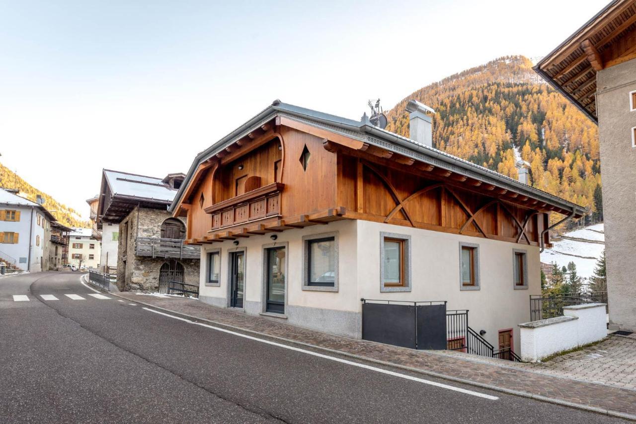 Casa Elena Appartement Rabbi Buitenkant foto